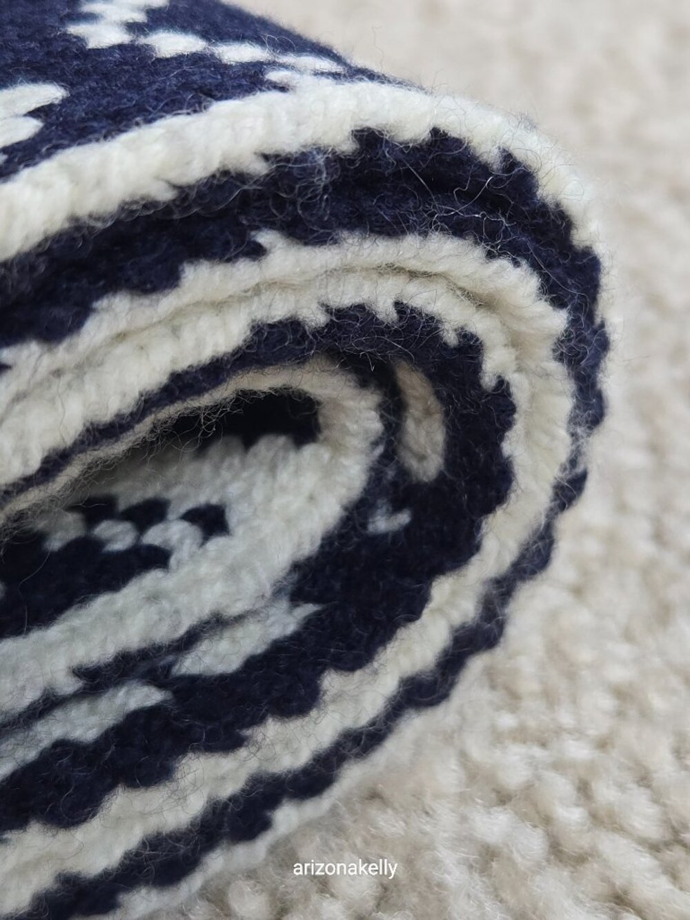 Hawico Wool/Cashmere Thick Knit Scarf Hearts & Snowflakes Luxury Scotland - Picture 14 of 16